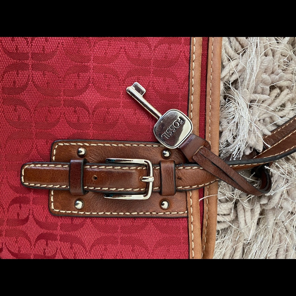 Fossil Red/Brown Purse - Picture 2 of 6